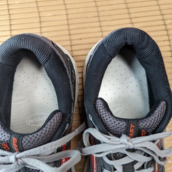 Brooks Beast 20 Mens 11.5D Shoes Sneakers Gray Red Running Walking NEW INSOLES